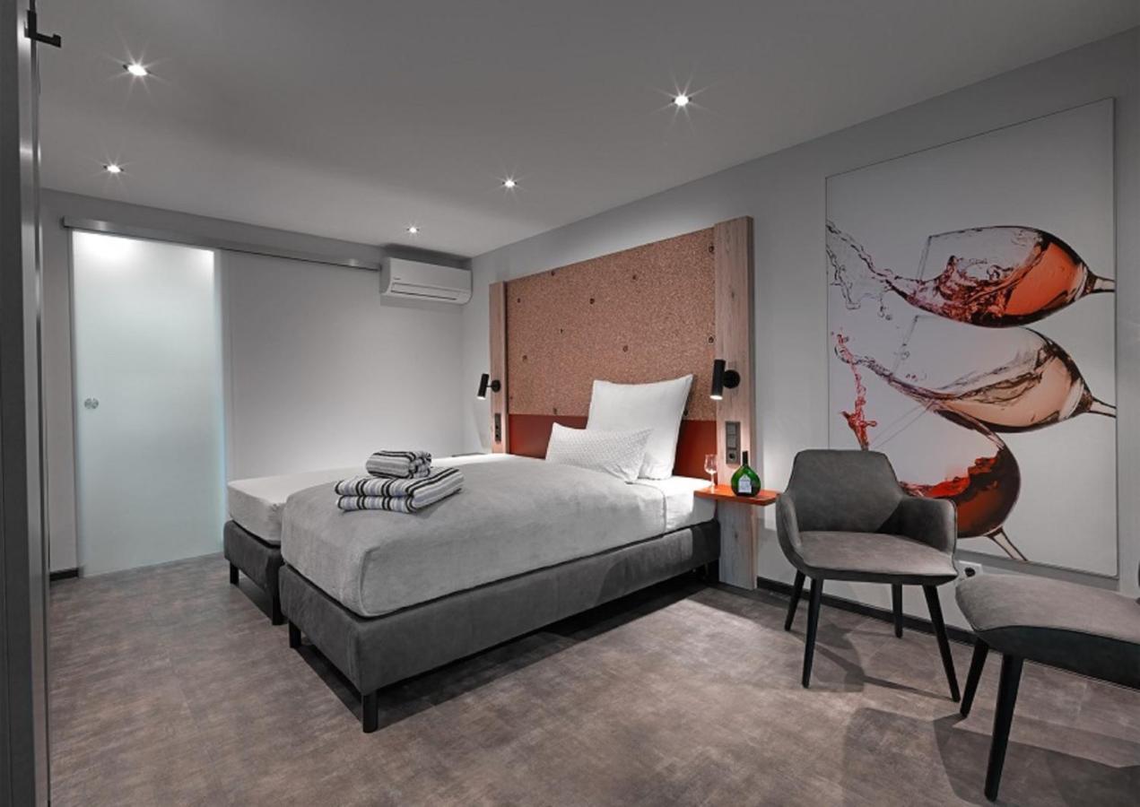 Weinmotel Simon 1 A 알제나우인운터프랑켄 외부 사진