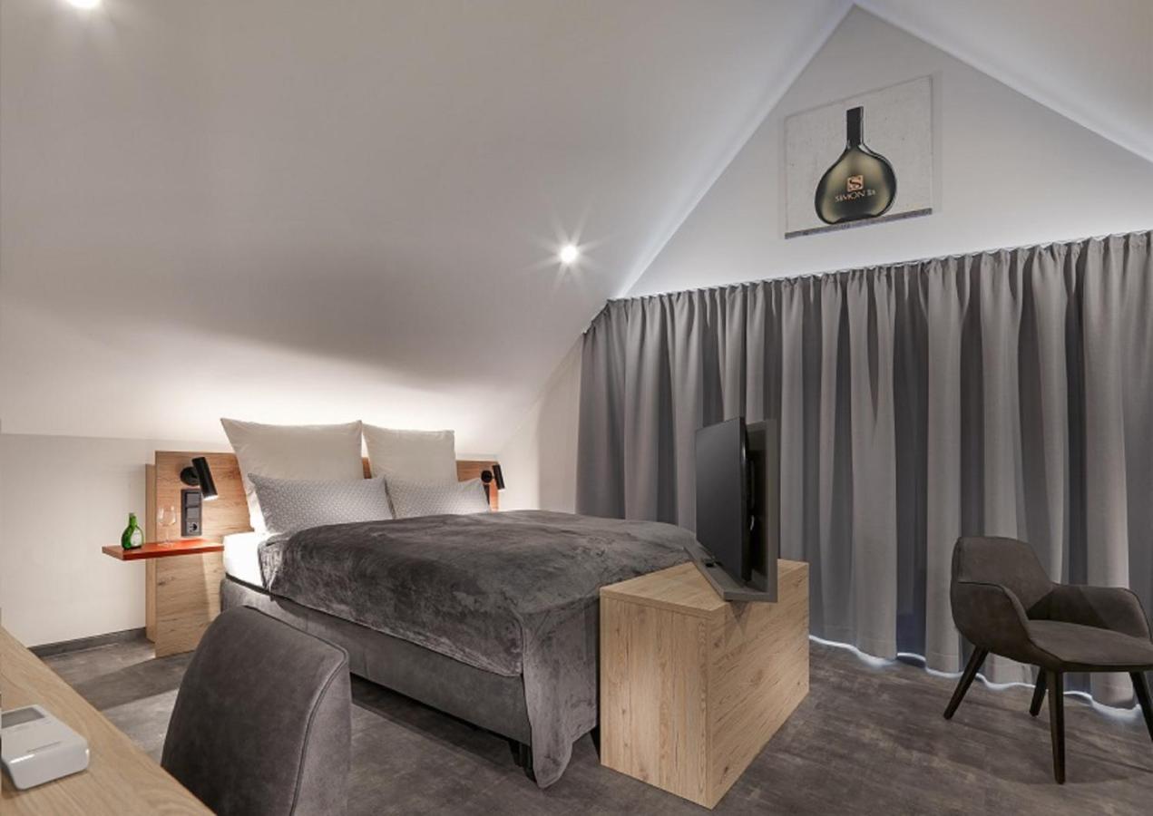 Weinmotel Simon 1 A 알제나우인운터프랑켄 외부 사진